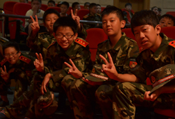 上海提高孩子注意力的军事冬令营