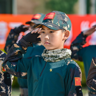 假期参加北京军事冬令营让孩子受用终身