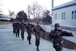 寒假让孩子来北京军事冬令营体验军营生活吧！