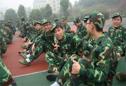 北京八一军旅提出孩子应补上感恩的课