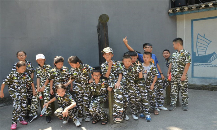 为什么假期许多孩子都参加国内军事冬令营课程？