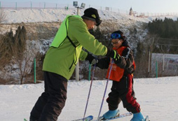 参加北京滑雪营家长需要注意什么呢？