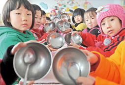 杭州聚冠寒假冬令营让孩子从小养成勤俭节约的好习惯