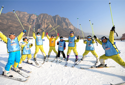 孩子没有滑雪基础，有合适的滑雪冬令营推荐吗？