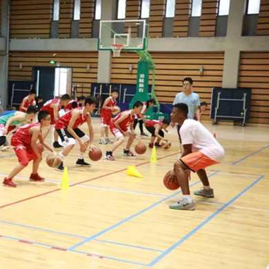 孩子参加篮球冬令营的注意事项有哪些呢？
