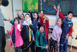 北京泡泡冬令营老师表示学好英语必须大量阅读