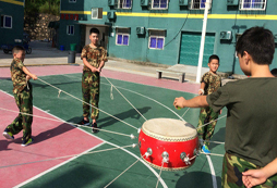 参加深圳军事冬令营可以让孩子心理成长更上一层楼