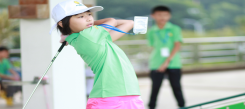 深圳高尔夫冬令营给孩子充满欢乐的假期！