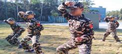 深圳小学生军事冬令营有哪些课程亮点？