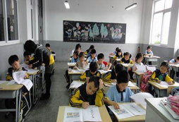 上海新东方泡泡少儿谈谈孩子听录音学英语为何没效果