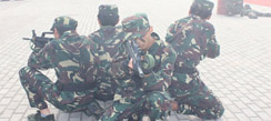 参加青少年军事冬令营提高孩子的时间观念