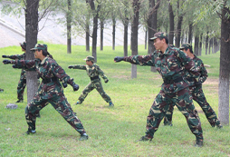 北京青少年军事冬令营让孩子的综合能力得到提高