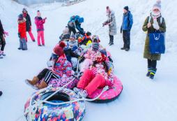 2024滑雪冬令营课程让孩子度过一个快乐寒假