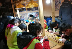 天天奇旅冬令营带孩子体验少数民族文化