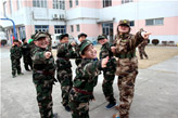 上海西点军校增强孩子的适应能力
