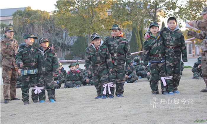 上海西点军事冬令营不一样的成长体验