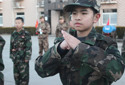上海西点军事冬令营对学生有要求吗？