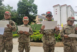 家长为什么让孩子参加云南征服者军事特训营？