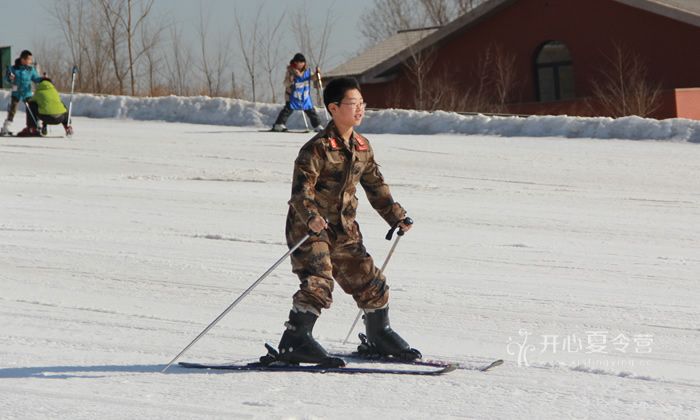 有趣的滑雪