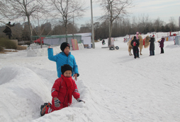 在滑雪冬令营中安全与自我保护