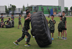 小学生适合参加几天的军事冬令营？