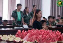 成都军事训练冬令营锻炼孩子注重细节，养成良好习惯