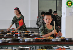 成都寒假训练营活动培养一年级孩子良好的作息习惯