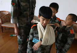 寒假参加军事训练营让孩子对自己的坏习惯有个新的认知